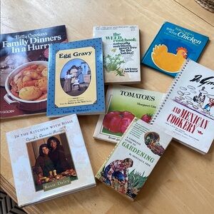 😎Bundle of Vintage Cookbooks